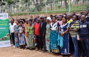 Huye: SIPII beneficiaries say knowledge-sharing sessions on sustainable farming are expanding their skills