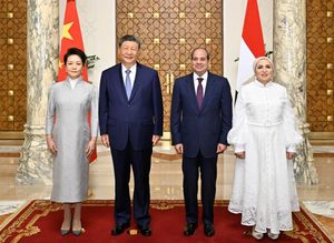 Xinhua Headlines: Xi calls for deepening China-Egypt cooperation, raises Middle East proposal
